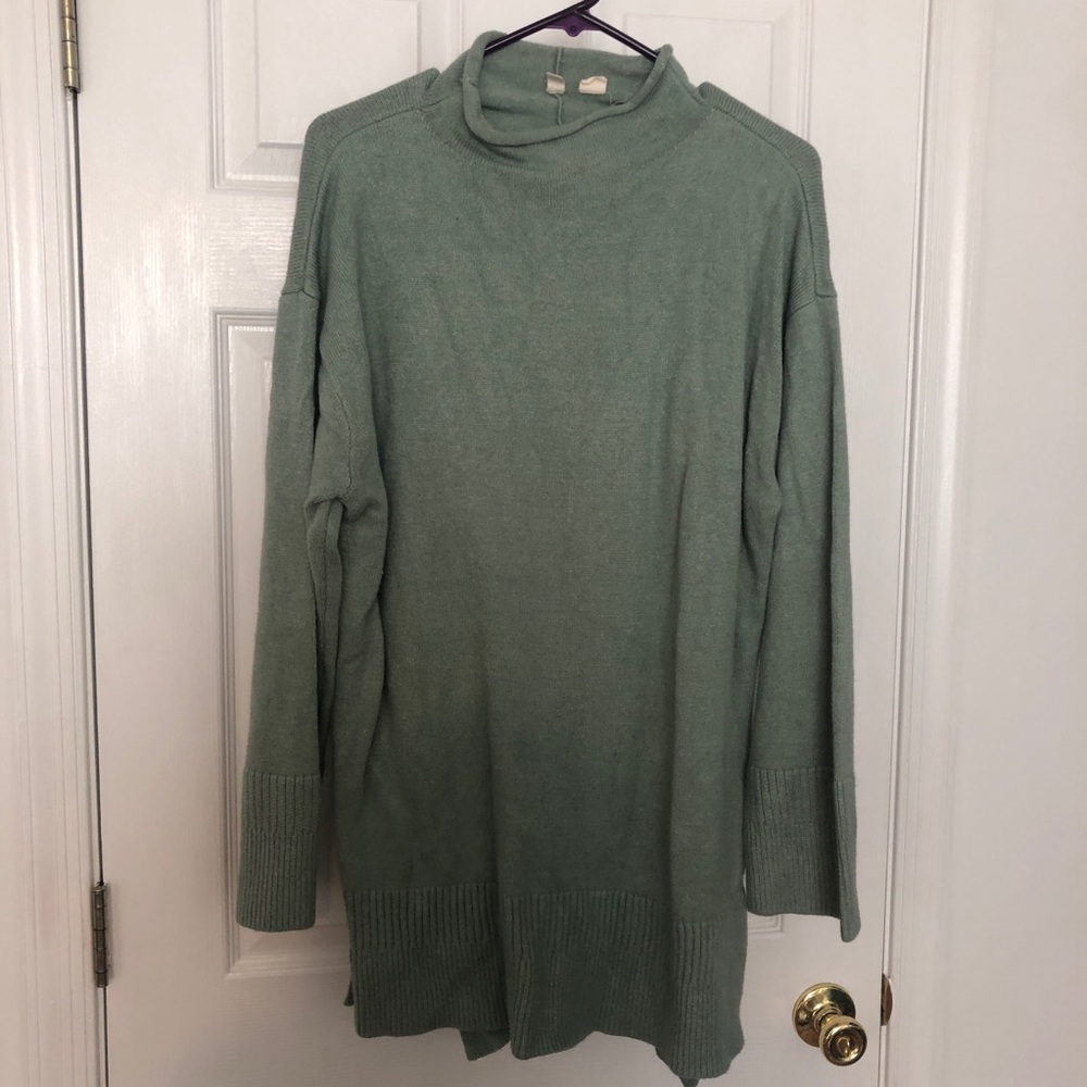 Anthropologie turtleneck tunic sweater